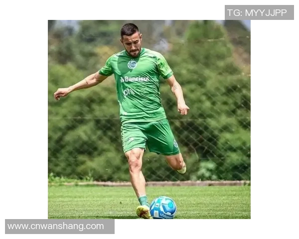 鹿哈喜欢的足球球星是谁？